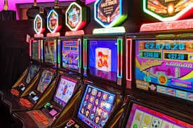 OLK777 kemenangan baccarat live dealer meja VIP member Surabaya menang besar